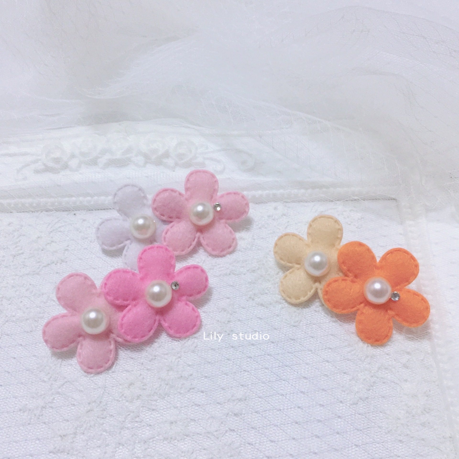 Lilystudio handmade pet headdress Teddy Yorkshire Schmalzies two-color small flower head flower