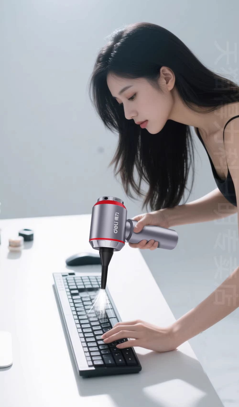 Deli car vacuum cleaner, handheld, small, wireless, 2026 new model, designed for both indoor and car use, with super strong suction power