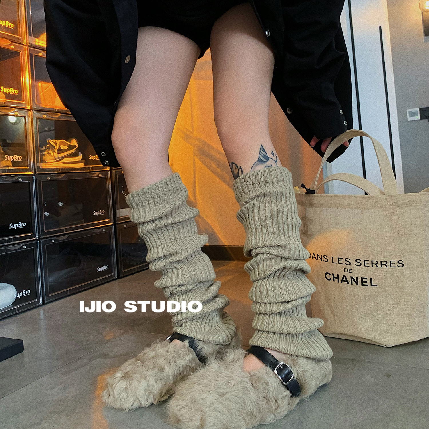 IJIO Day of Thickening Warm Long Barrel Socks Socks Mesh Red Ballet Wool Wire Heaps Stockings Stockings Lengthen Leg Cover Boots-Taobao