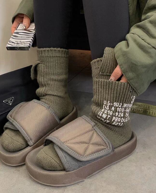 Treasure Chest Pocket Socks - European Style, Ultra-Detailed Lettering, Niche Design, Hidden Buckle, Autumn and Winter Thick Knit Slouch Socks