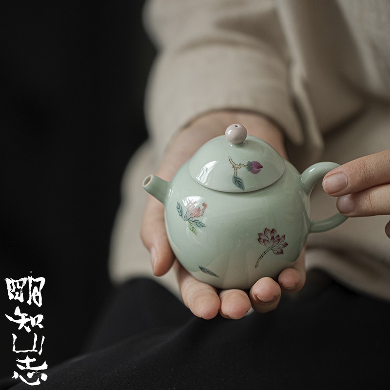 Minichi Mountain Zhiglazed upper hand painted Buddhist hand ceramic teapot literati Tea Tea Small Vin Pot Ball Holes Filter Pot-Taobao