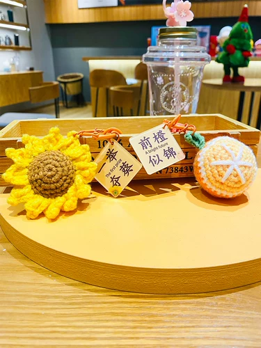 Вдохновляющие и вдохновляющие небольшие подарки для вступительного экзамена в средней школе, чтобы выиграть подсолнечные девочки, выпускники, чтобы продвинуться в плетение дня рождения