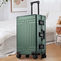 Темно-зеленый