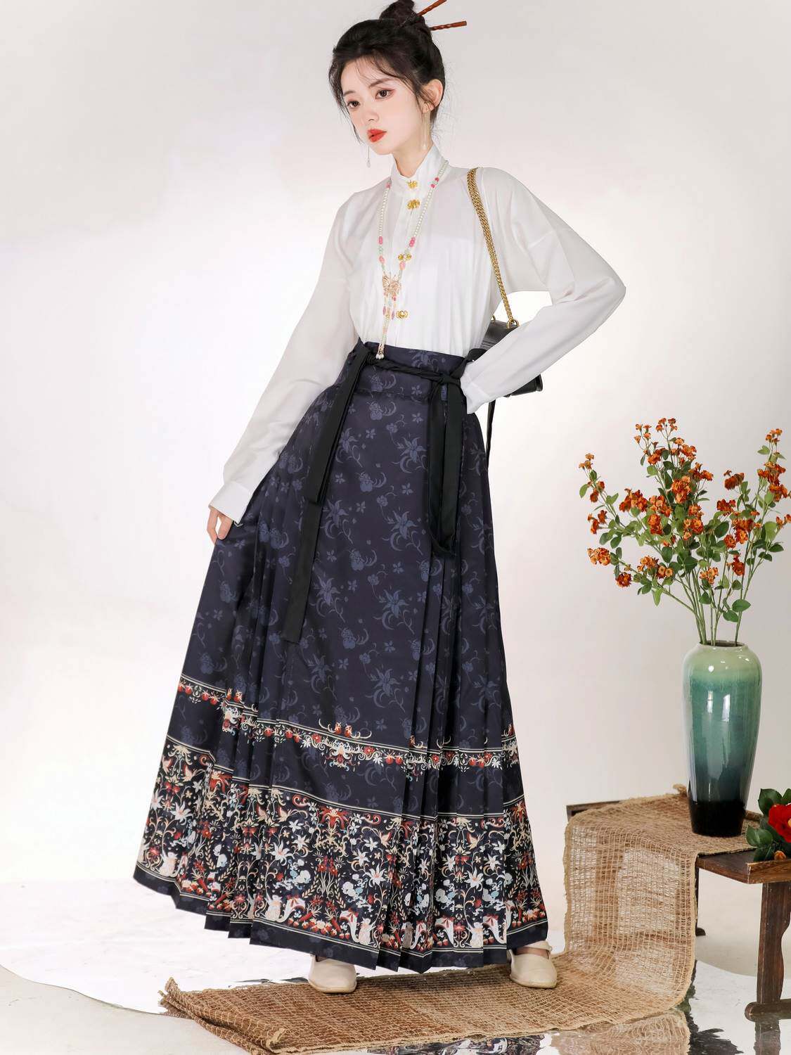 Original Ming-made Han suit national style Makeup Floral Horse Noodle Skirt Half Body Skirt Improved Commuter Suit Upright Collar Shirt Daily Summer-Taobao