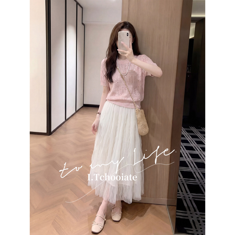 I.Tchooiate Summer Outfit with a Stunning, Youthful, and Elegant Pink Hollow-Out Knit Short-Sleeve Top and A-Line Skirt Set