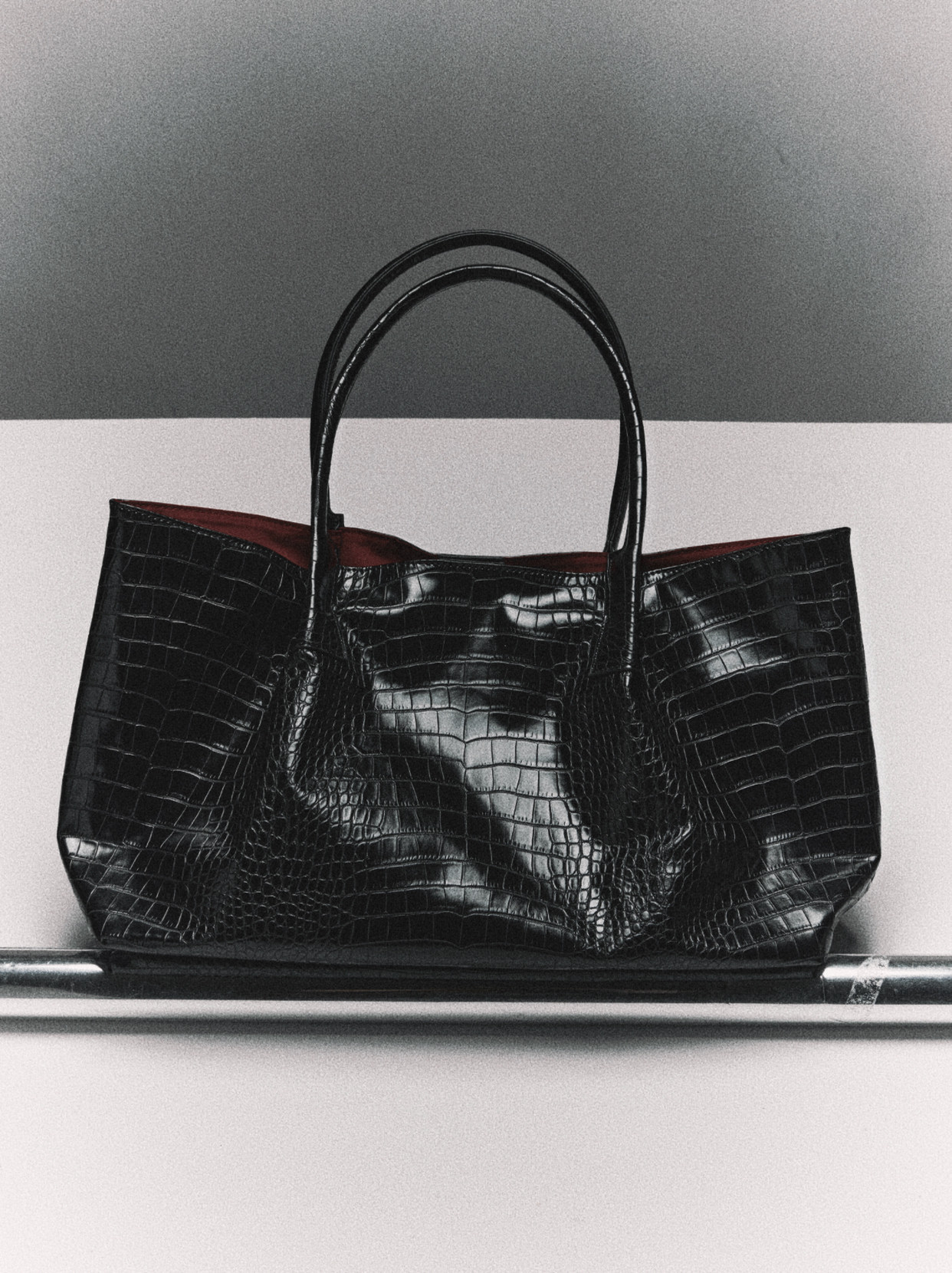 VOWPROGRESS Croc-Embossed Ruched Faux Leather Tote Bag