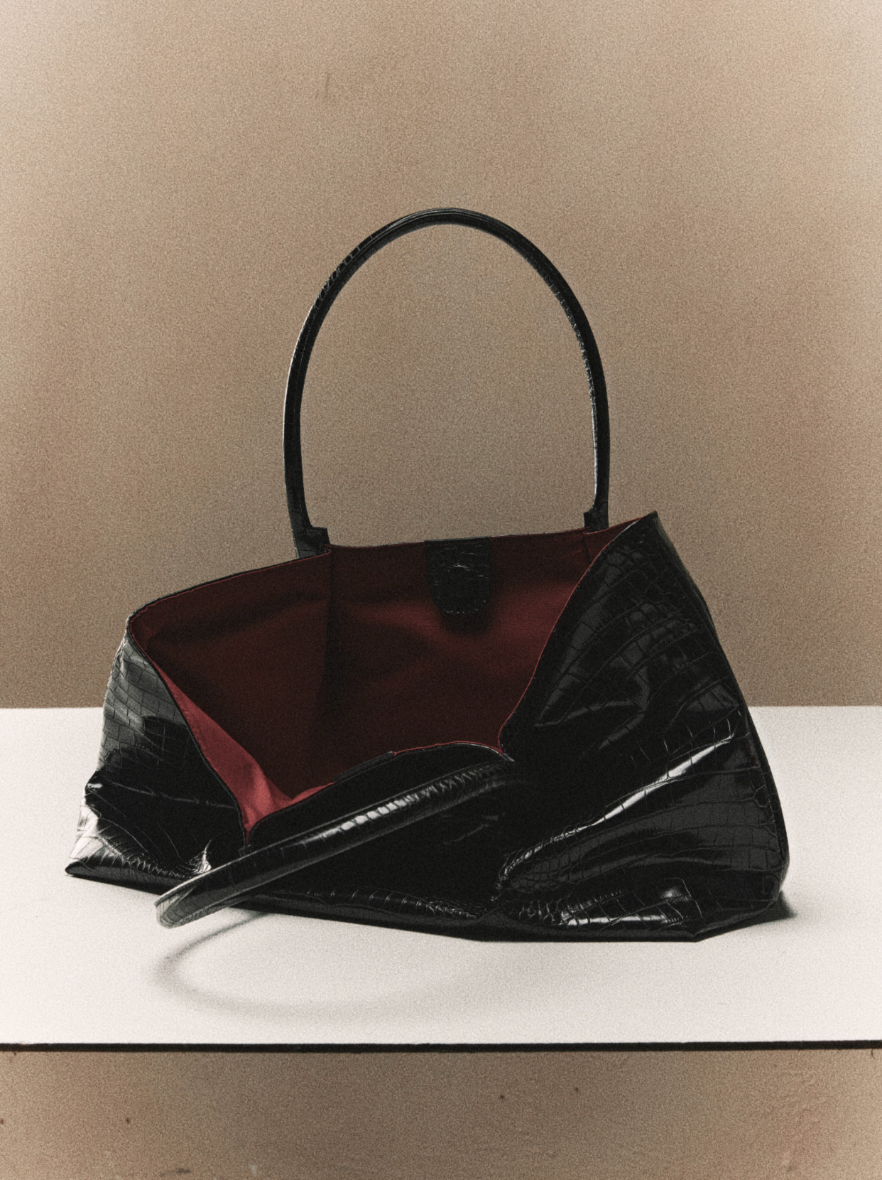 VOWPROGRESS Croc-Embossed Ruched Faux Leather Tote Bag