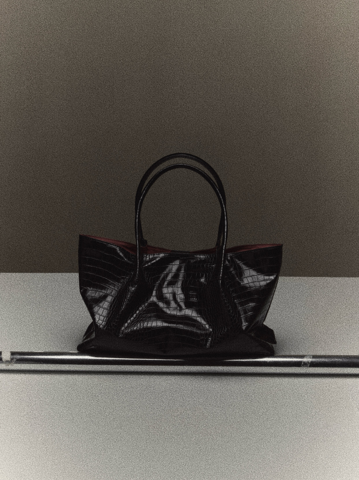 VOWPROGRESS Croc-Embossed Ruched Faux Leather Tote Bag