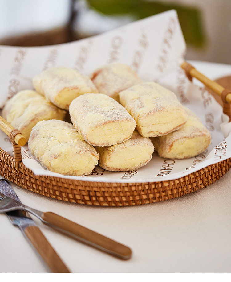 小迈同学 老奶油蛋糕 420g 天猫优惠券折后￥24.9包邮（￥29.9-5）