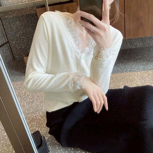 Белый кружевной приятный телу зимний ретро трикотажный свитер, V-образный вырез, в западном стиле, облегающий крой