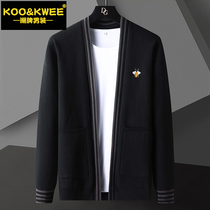 Fall mens small bee cardiovert sweatshirt sweater jacket stitch sweatshirt sweaters Embroidered Tide Casual 100 Lap Jacket