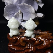 Xian specialty Lantian jade white jade little monkey handle ornaments natural living jade pendant for men and women small cute pets