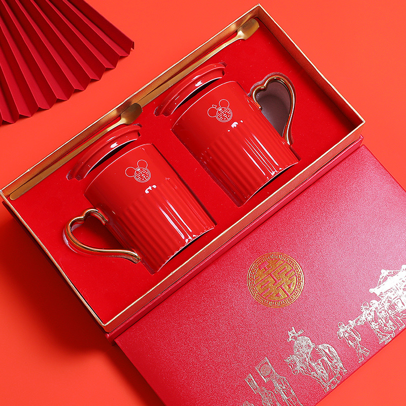 Wedding gifts for the newlyweds