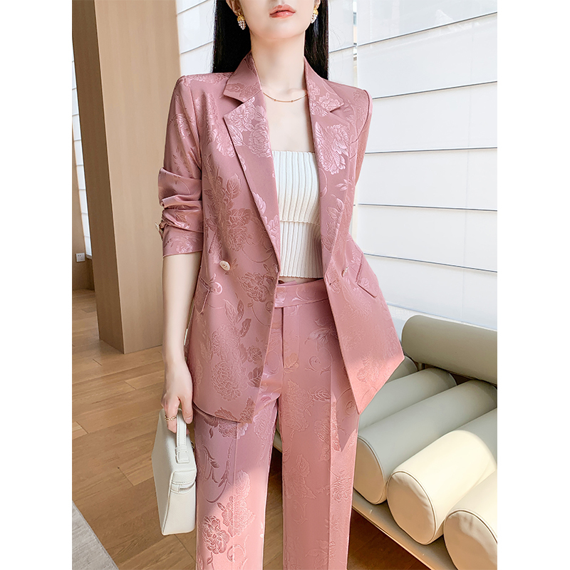 2026 New Spring and Autumn High-End Pink Suit Set for Women, Professional Formal Wear, Stylish and Casual Blazer 2026 New Spring and Autumn High-End Pink Suit Set for Women, Professional Formal Wear, Stylish and Casual Blazer
