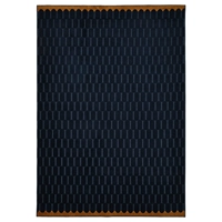 Темно-синий ковер