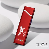 Красная латтичная лошадь до успеха