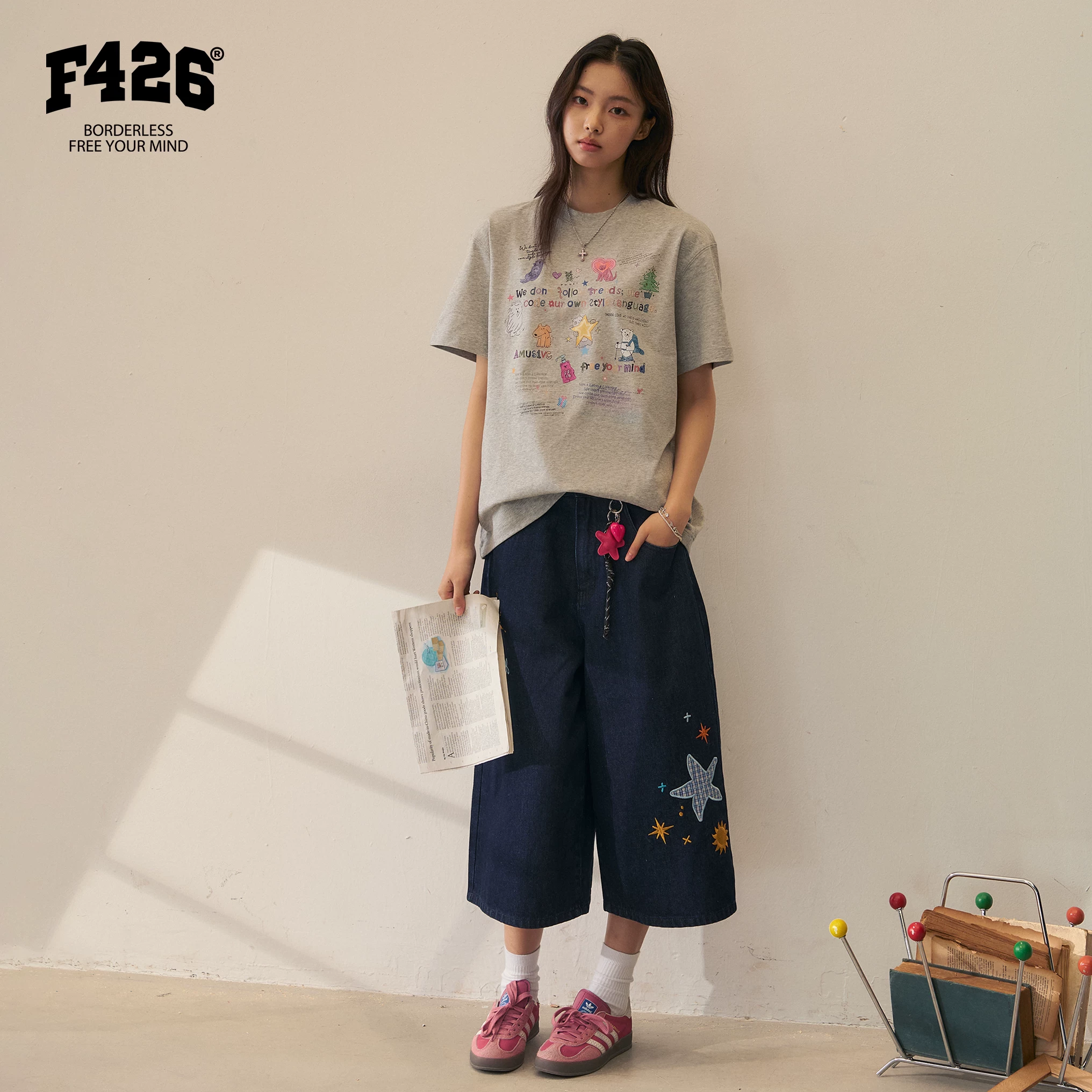 [F426 Official Store] "Cool, quick-drying and antibacterial" summer new graffiti lettering fitted short-sleeved T-shirt