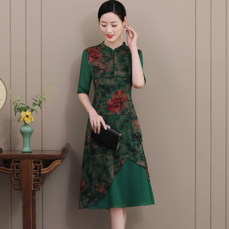 2020 spring and summer new middle-aged fragrant cloud yarn silk dress women's modified cheongsam skirt printed mulberry silk dress