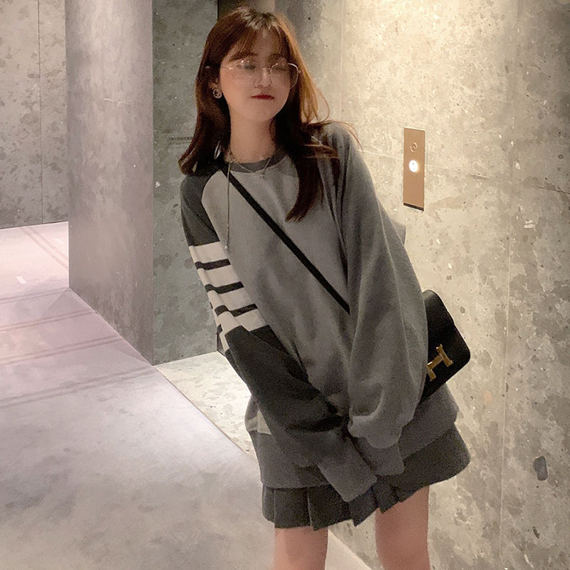 Grey thick cotton T woman 2022 spring autumn new loose Korean version 100 hitch reduction age collage long sleeve thin section of round collar blouses