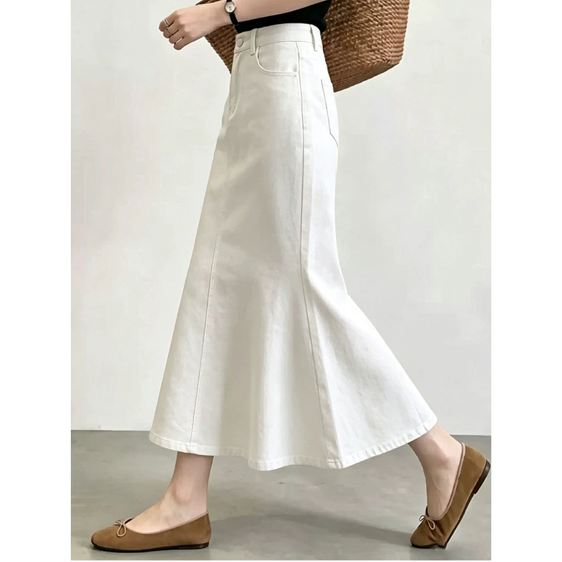 White Minimalist High-Waisted Skirt for Women, 2026 Autumn and Winter New Style, Slimming, Versatile, Commuting A-Line Midi Skirt White Minimalist High-Waisted Skirt for Women, 2026 Autumn and Winter New Style, Slimming, Versatile, Commuting A-Line Midi Skirt
