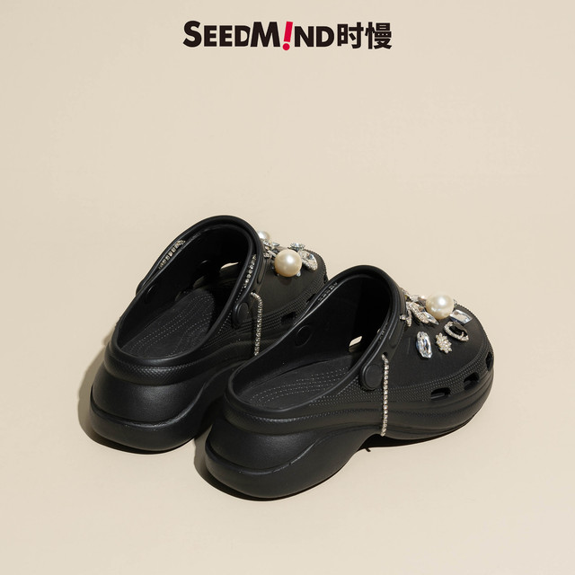 Slow Black Thick-Soled Shoes Croc Women's 2024 New Summer Outerwear Rhinestone Sandals Slippers Women's Soft Bottom ເພີ່ມຂຶ້ນ