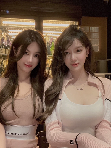 Розовый трикотажный спортивный свитер с молнией, кардиган, лонгслив, куртка, в стиле Шанель