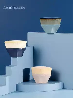 LEUNG Magic brush No 55 foundation brush incognito makeup brush does not eat liquid foundation Li Jia recommended Qi flat head special