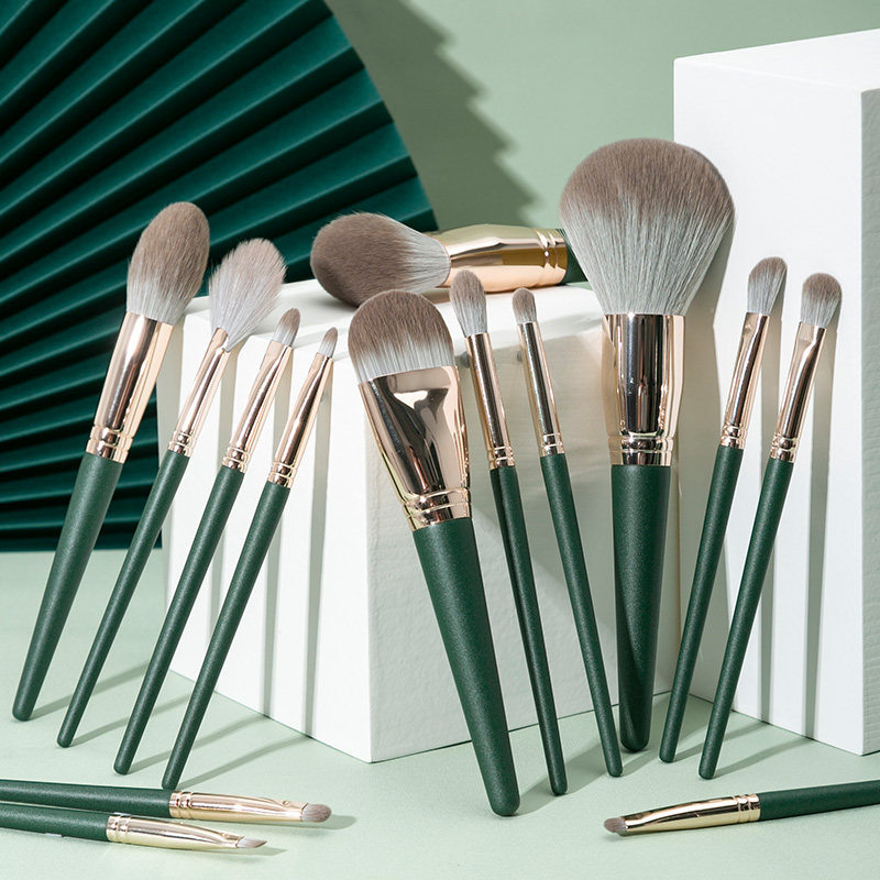 Green Cloud Figure 14 Makeup Brush Sets set full range of brushed canton Contain Powder powder Bottom Eye Shadow Portable ultra soft
