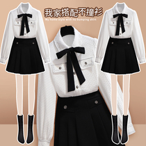 Pleated skirt suit two-piece early and early autumn 2021 new female small fashion age-reducing shirt skirt suit