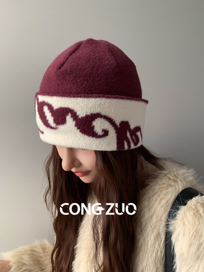 American cold hat for women in winter warm outdoor mountaineering Baotou hat showing face small woolen knitted hat pile Baotou hat