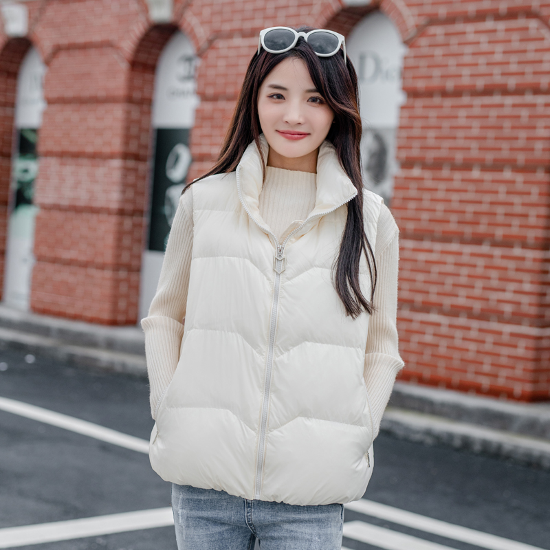 Down waistcoat for women's short section 2021 new Korean version loose white duck suede jacket with vest and shoulder waistcoat jacket