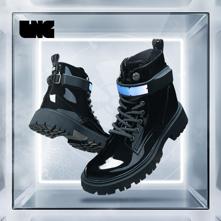 LNG future players cross the DAZZL detachable light with thick bottom Martin boots