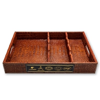 Темно коричневый