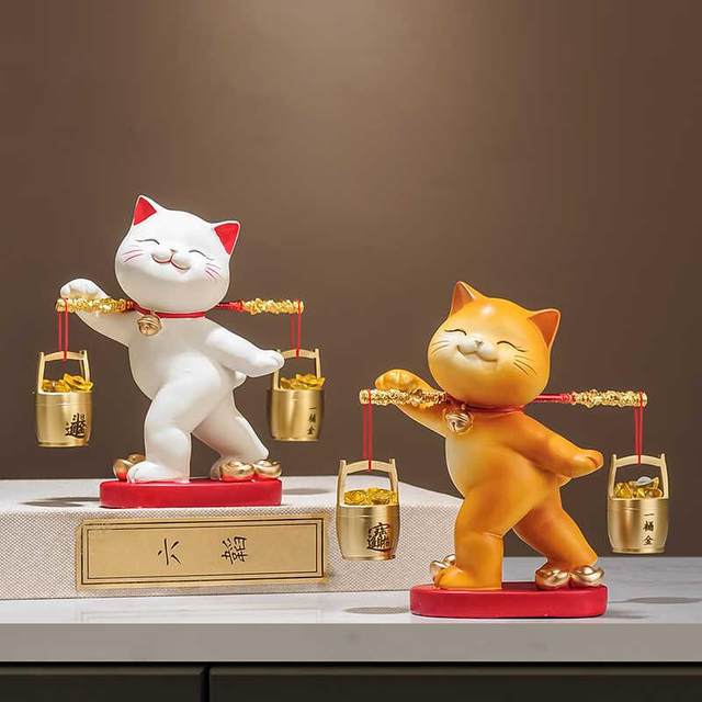 Light luxury ornaments, a bucket of gold lucky cat ornaments, new Chinese style daily gold doujin home accessories, high-end housewarming gifts