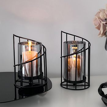 Light Luxury Ornaments, Simple and Modern European-Style Black Iron Candle Holder, Romantic Atmosphere in the Restaurant, Candlelight Dinner Decoration