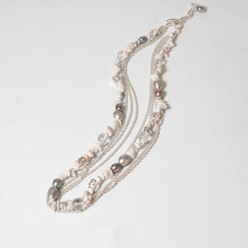 C606 Four-Layer White Shell Fragment Necklace【40+5Cm】