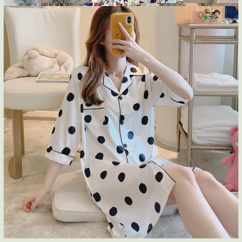 Bộ đồ ngủ Lady Summer Gấu phim hoạt hình hoa lụa băng pajama váy chất béo lỏng mỏng có thể mặc bộ đồ ngủ kích thước lớn.