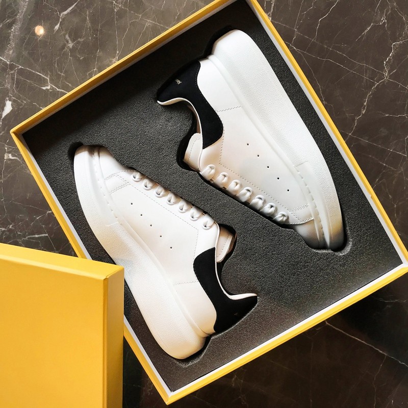 Net red burst summer super hot leather small white shoes women's large size thick bottom McQueen star 43 board shoes casual 2022 new