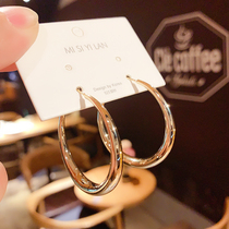 High Sense Atmospheric Earrings South Korea East Gate Exaggerated Metal Earrings 2022 New Tide Minimalist Circle Ear Nail Daughter