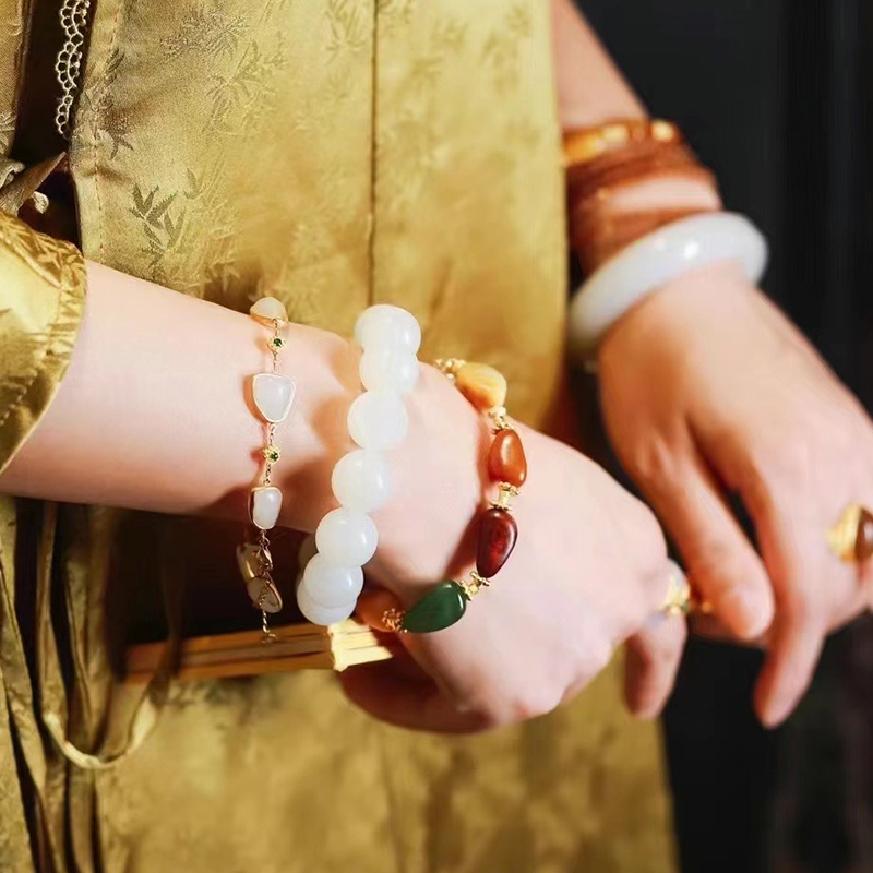 【Brahma Flower】 Xinjiang Hotan Seed-Shaped Jade Bracelet, White Jade, Single Strand, Large Size, Women's Welfare Bracelet, with Original Skin