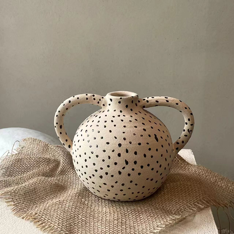 Nordic Minimalist Handmade Pottery Homestay Decor Living Room Decoration Ceramic Vase Hand-Painted Ins-Style Rustic Pottery Niche Home Decor