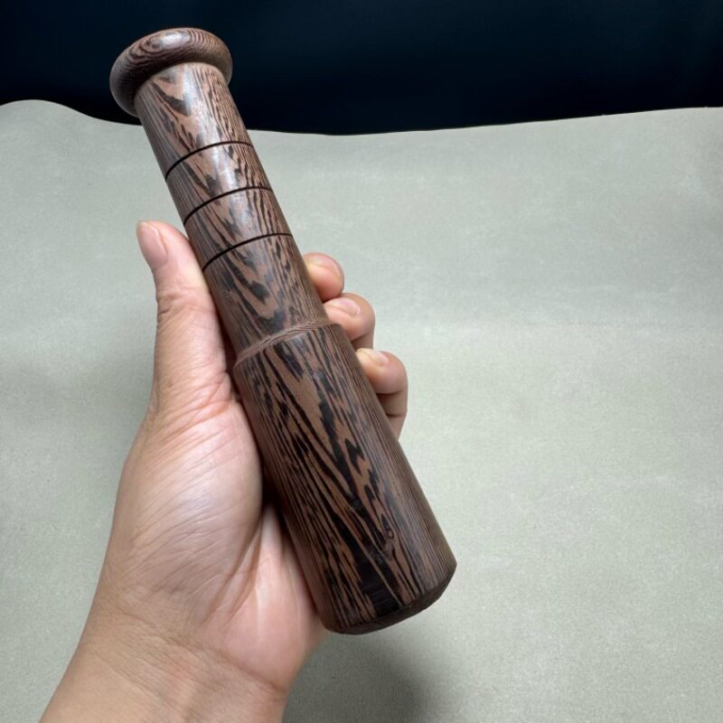 Молоток с деревянной ручкой 鸡翅木压蒜器捣蒜锤子家用蒜杆子捣蒜棍木质蒜锤子
