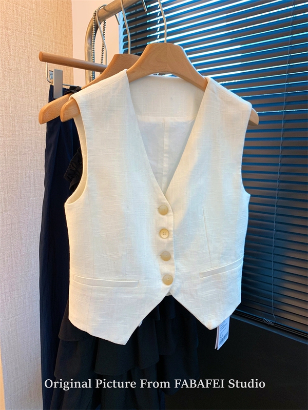 French-Style White Linen Sleeveless Blazer Vest for Women, Summer Style, Chic V-Neck, Petite Cardigan, Old Money Style Top