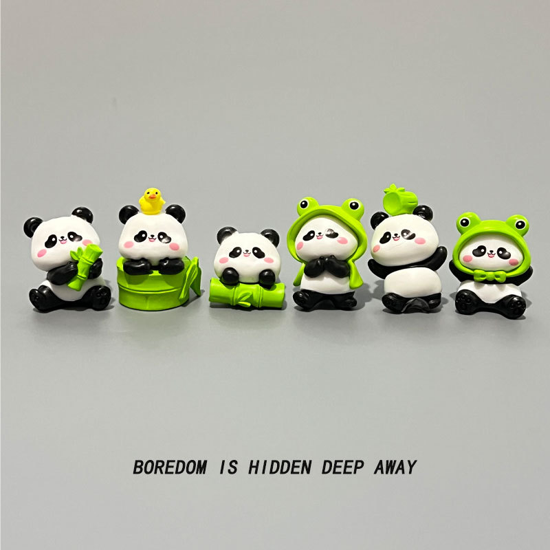 Red Panda Desktop Ornament Cartoon Healing Panda Figurine Workstation Computer Small Ornament Fun Furniture Decoration