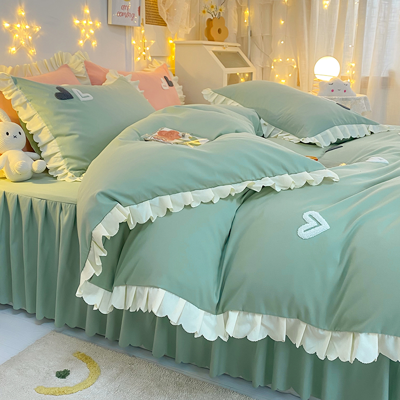 Korean version of the towel embroidered four-piece set bed skirt section cotton pure cotton lotus leaf lace quilt cover Princess style quilt cover Solid color bed sheet
