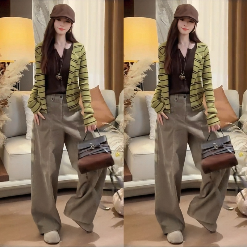 Korean-Style High-End Outfit for Women, Autumn and Winter Color-Block Striped Faux Two-Piece Knit Top and Wide-Leg Pants Two-Piece Set