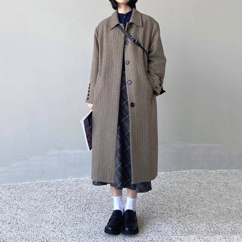 Retro woolen coat women's 2021 autumn and winter new woolen coat mid-length version small thickened Hepburn style