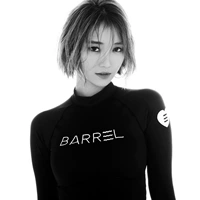 Весь черный принт с грудными подушками