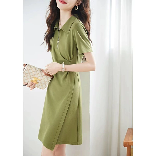 Брендовое приталенное платье, высокая талия, А-силуэт, воротник поло