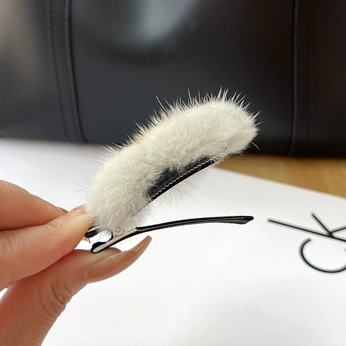 Милая заколка для волос в форме цветка, брендовые шпильки для волос, аксессуар для волос, в цветочек, плюшевая, популярно в интернете